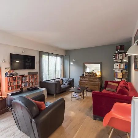 Veeve - Colourful In The 12th Appartement *