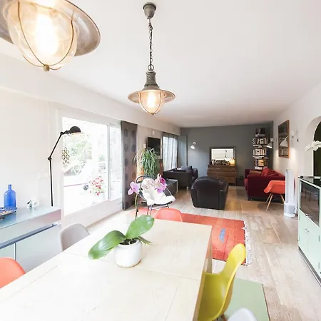 Appartement Veeve - Colourful In The 12th Paris