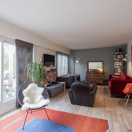 Appartement Veeve - Colourful In The 12th *